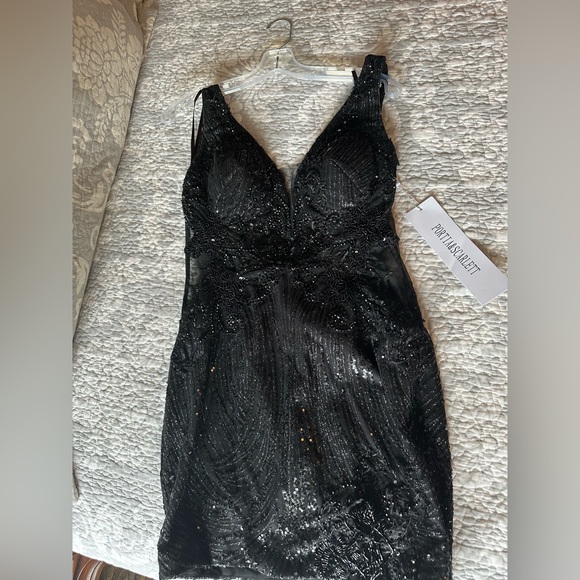 Black short prom, homecoming, birthday dress - Picture 3 of 11